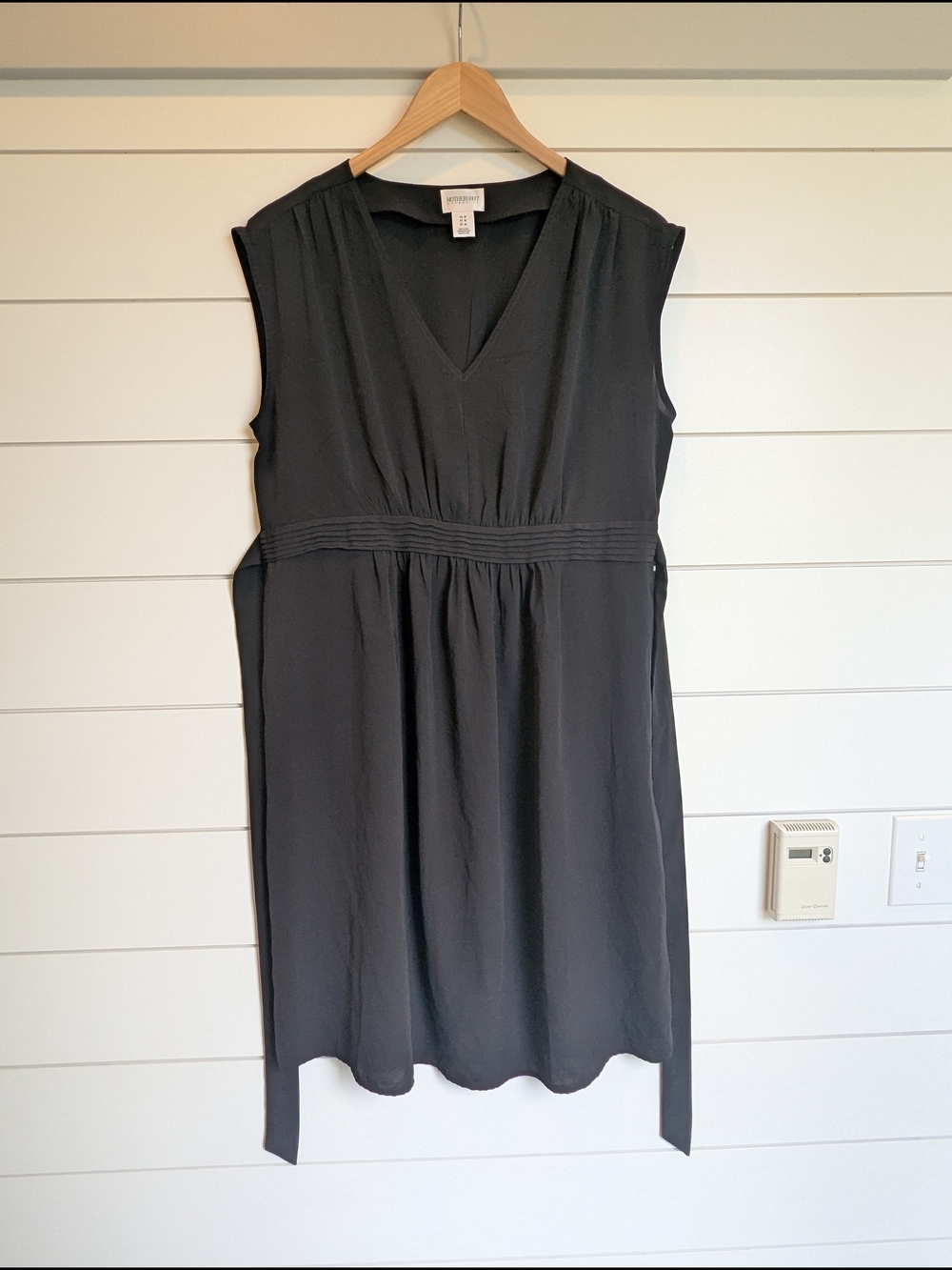 Motherhood Maternity Black V Neck Dress Medium V Neck Tie Waist